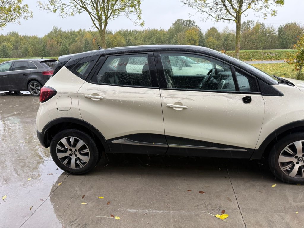 16923275-a883-4904-9666-6b8244328503