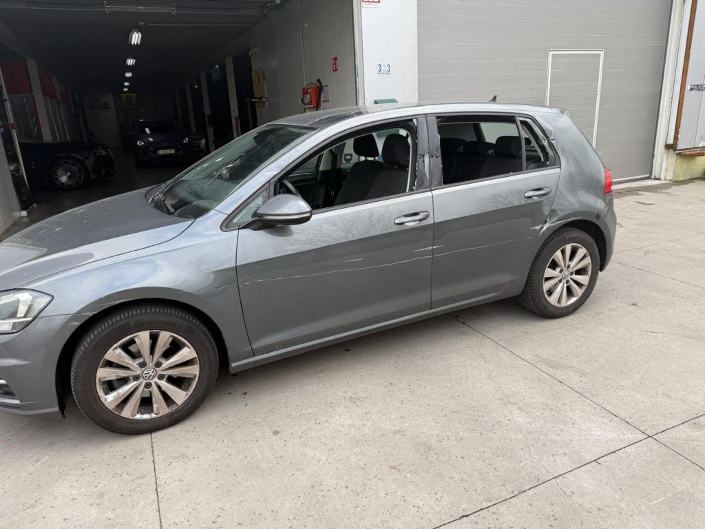 b655702a-f038-48b2-aeac-201a33b1bed1