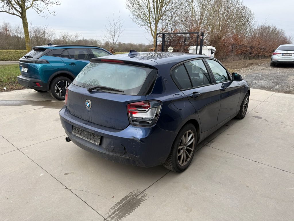 0b43cf96-9505-48f1-85d5-7b1037641c88