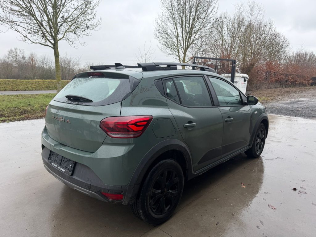 328f8c3d-0a02-4ed5-95c2-1b62bd888965