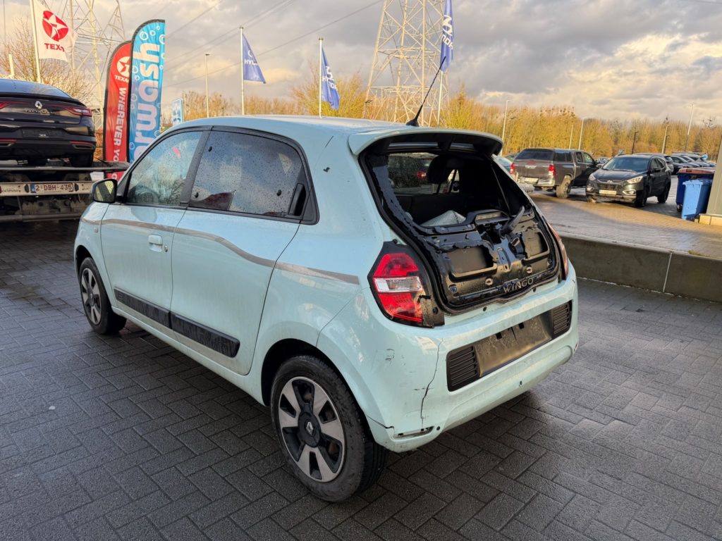 71074ec4-7a57-421b-84d8-b5df00a8c0c9