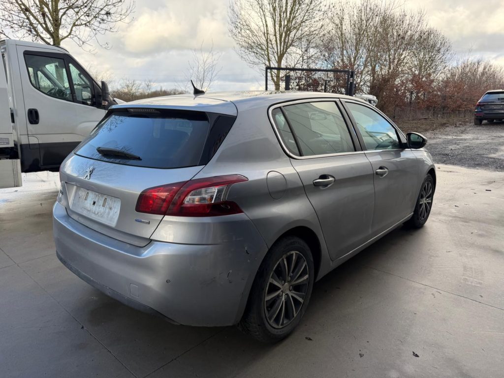 8e7774dd-3250-4213-a6db-30db55ea9e9b