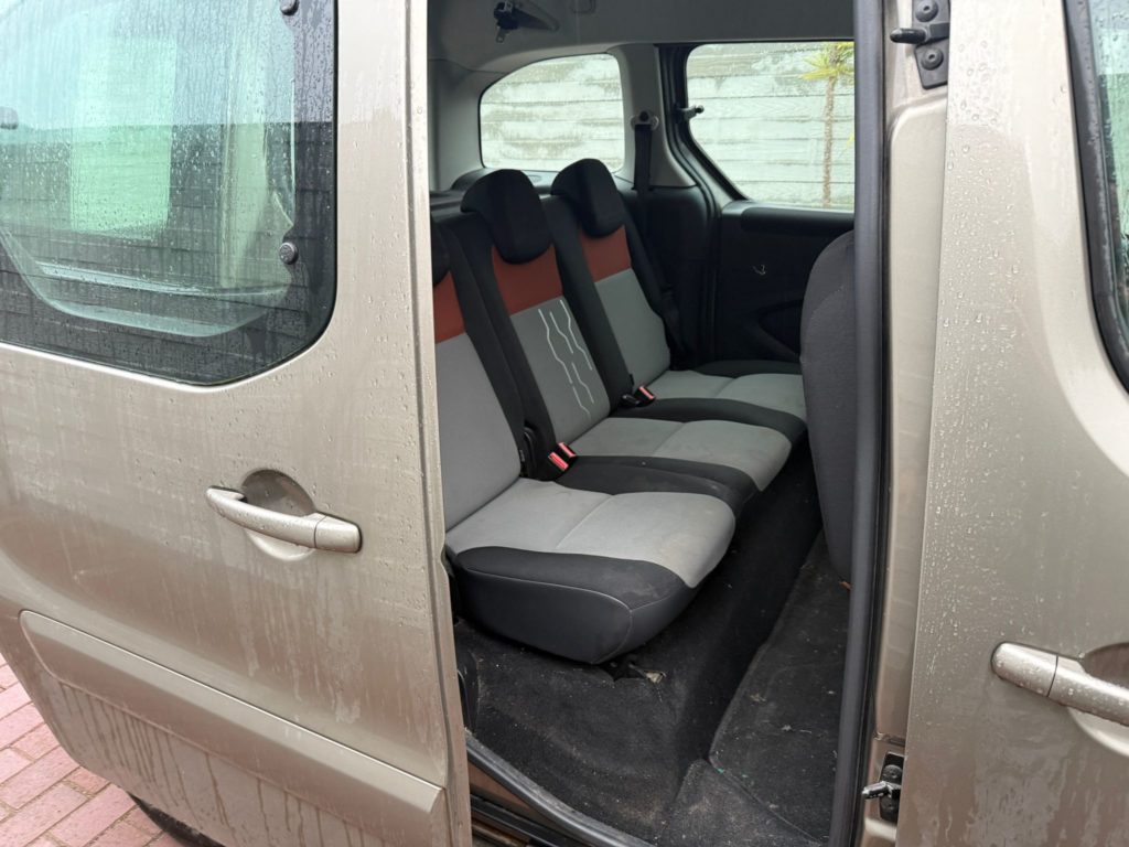 930f5e97-474a-4d41-b222-12ff6378fdfd