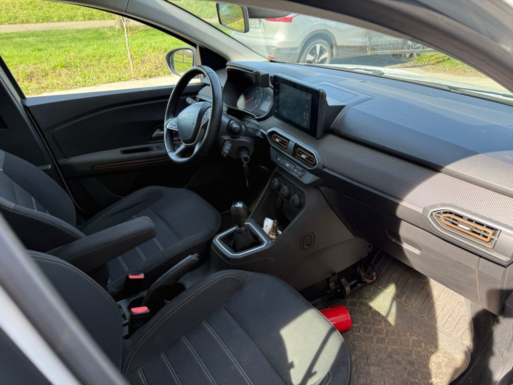 0e495c7a-1405-43db-b99a-d24d6824aabf