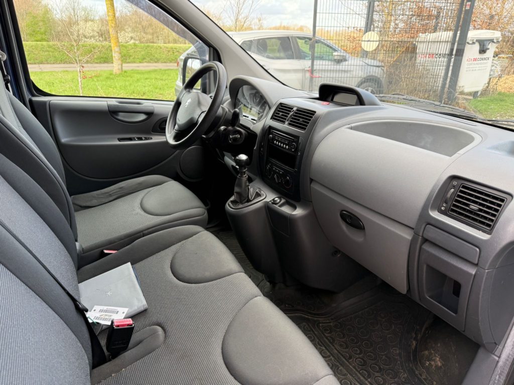 d6a6c37a-eb75-486d-97d8-78286c83ed8c 2